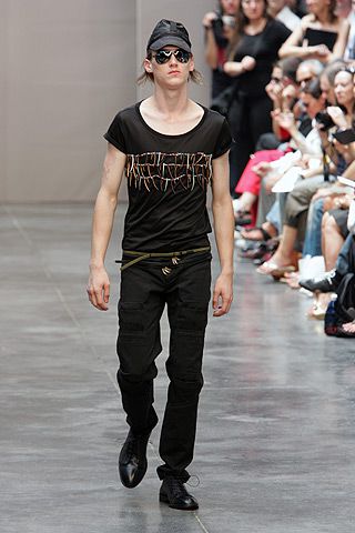 Costume National S/S 05 Menswear Look 91