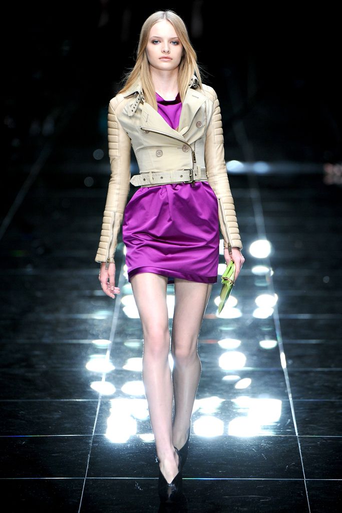 Burberry S/S 11 Look 41
