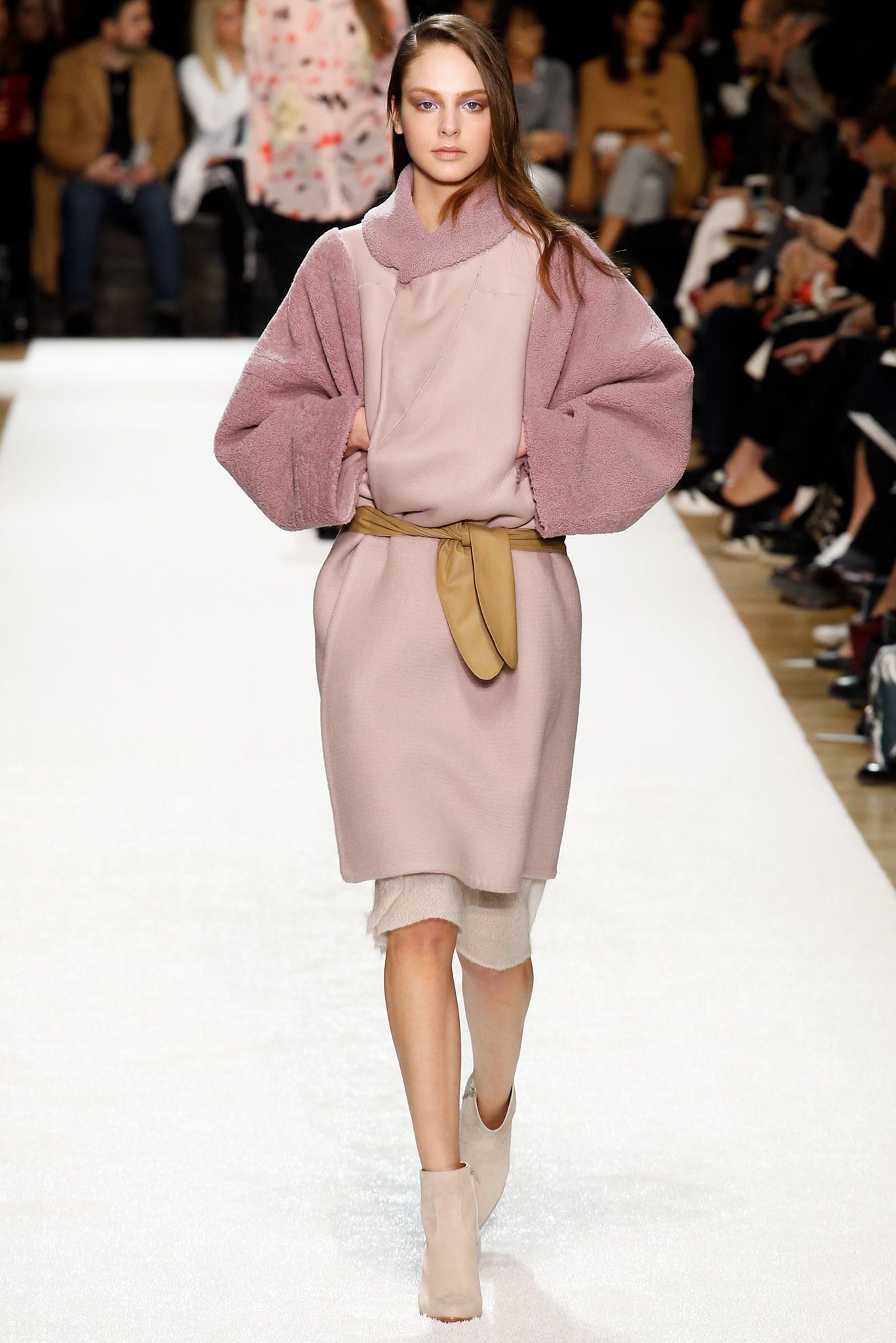 Chloé F/W 14 Look 68