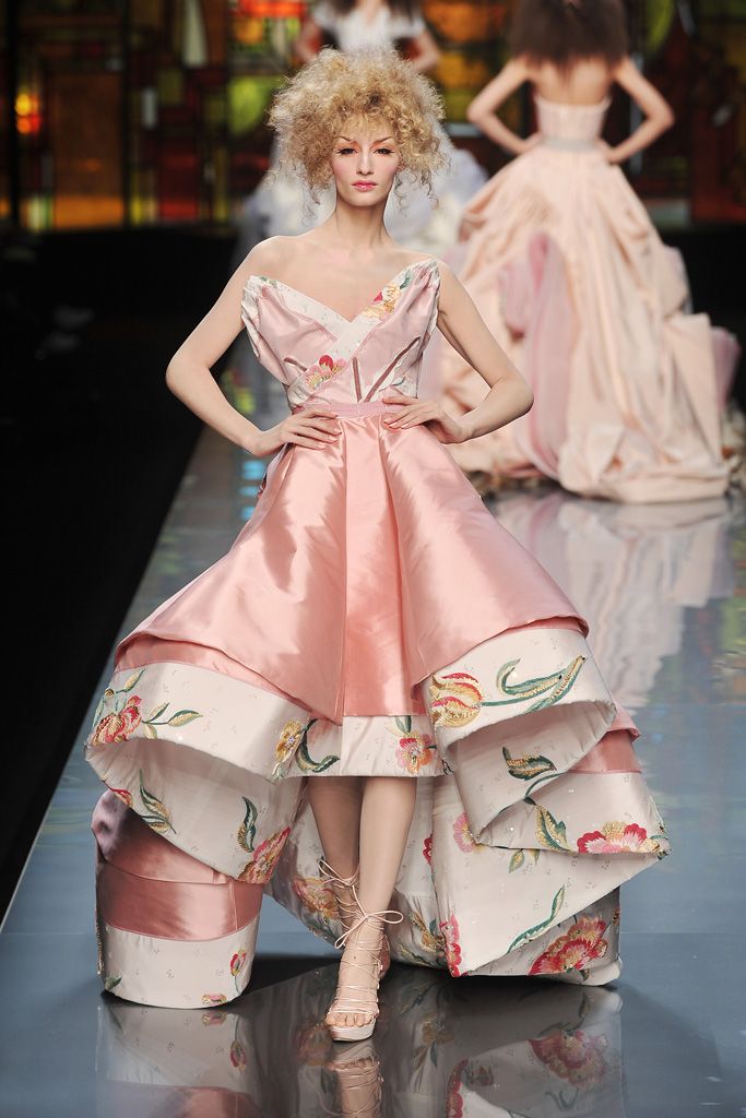 Christian Dior S/S 09 Couture Look 188
