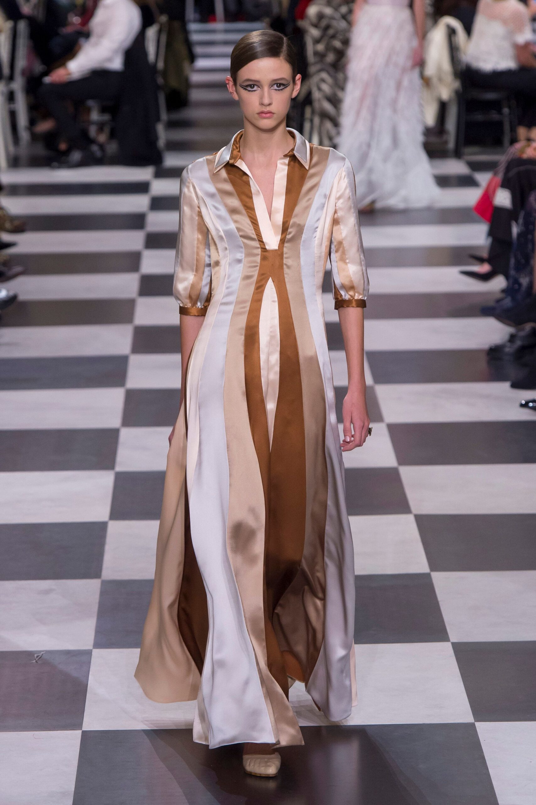 Christian Dior S/S 18 Couture Look 547