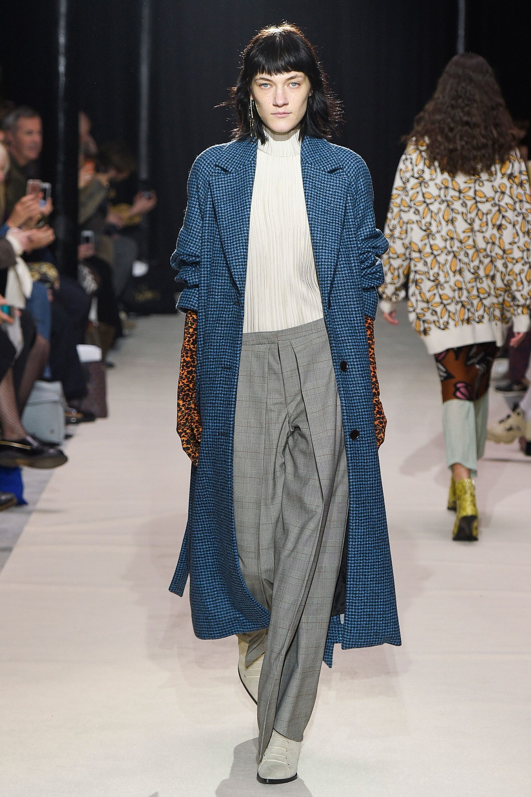 Christian Wijnants F/W 17 Look 63