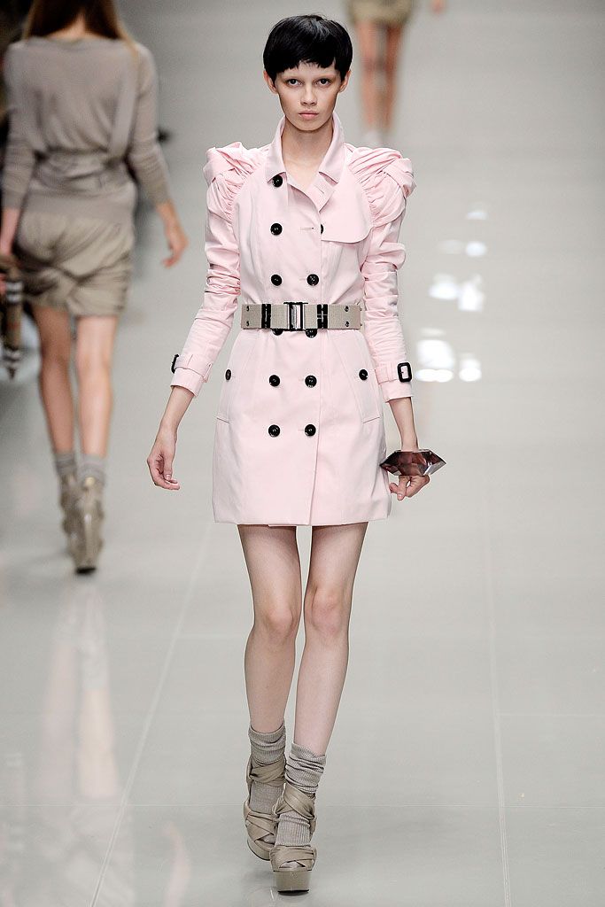 Burberry S/S 10 Look 29