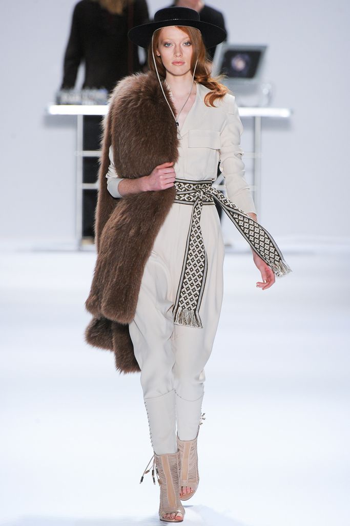 Carlos Miele F/W 12 Look 44