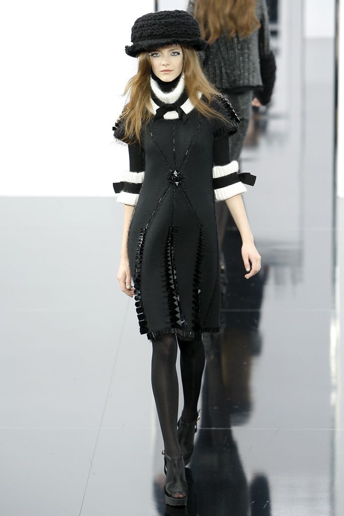 Chanel F/W 09 Look 289