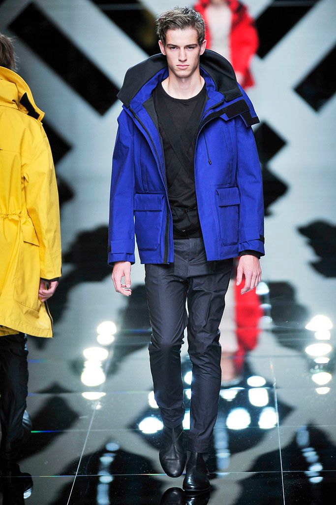 Burberry S/S 10 Menswear Look 137