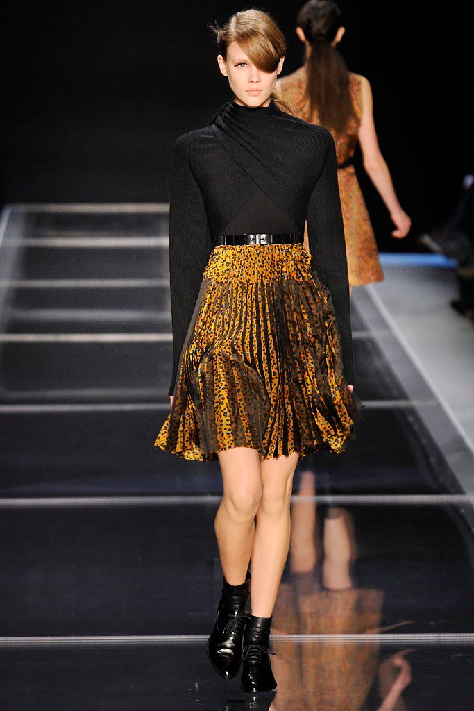 Cacharel F/W 10 Look 52