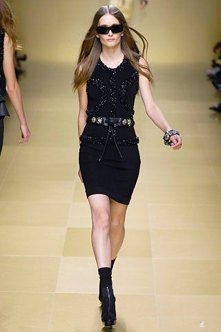 Burberry S/S 08 Look 104