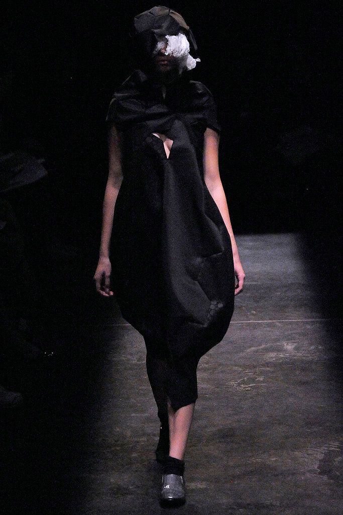 Comme des Garçons S/S 09 Look 30