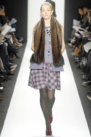 Carolina Herrera F/W 07 Look 106