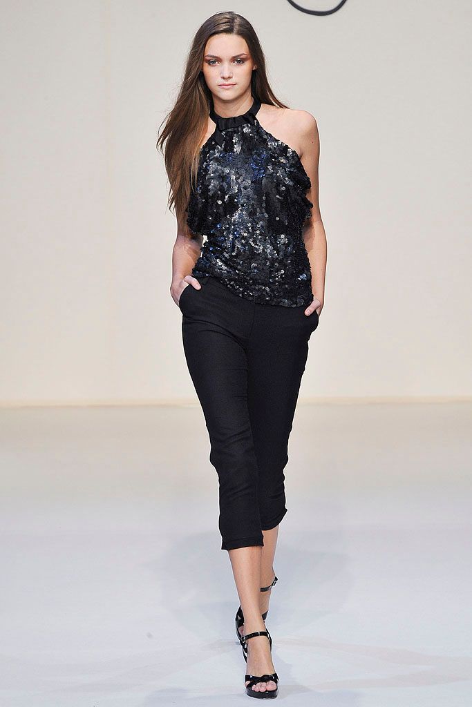 Collette Dinnigan S/S 09 Look 216
