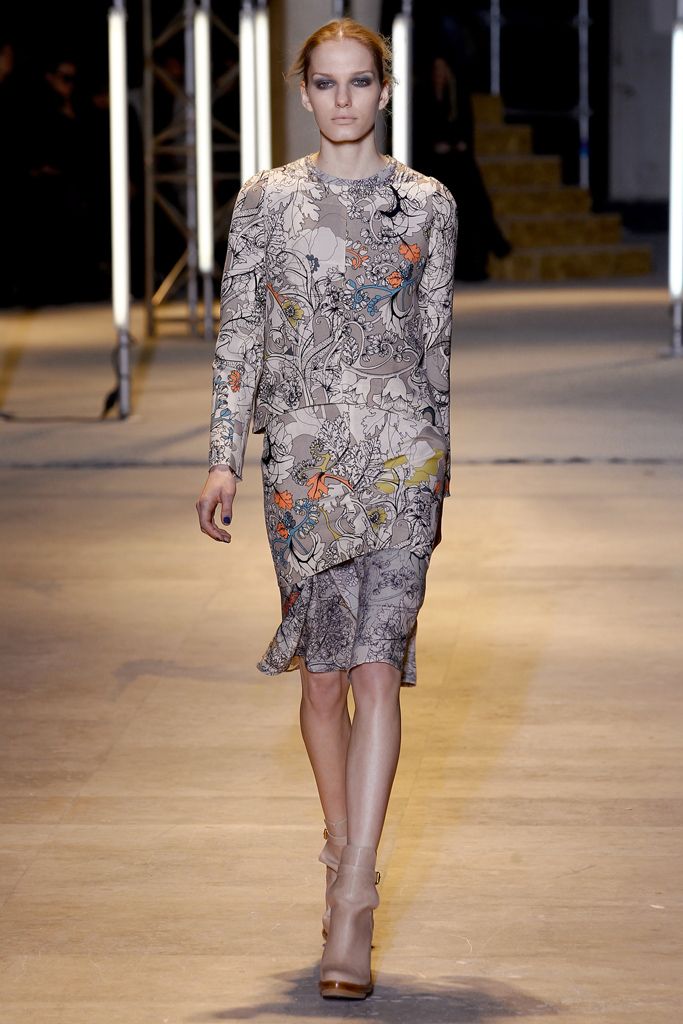 Cacharel F/W 11 Look 22