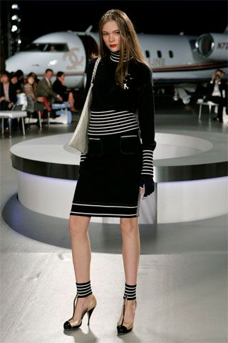 Chanel Resort 08 Look 26