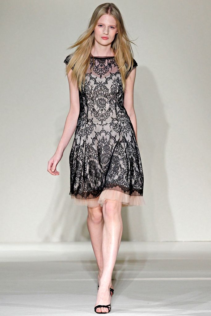 Collette Dinnigan S/S 11 Look 139