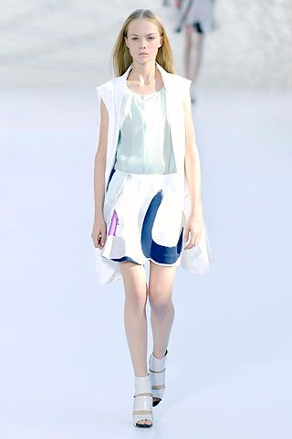 blue satin sleeveless scoop-neck shiny top