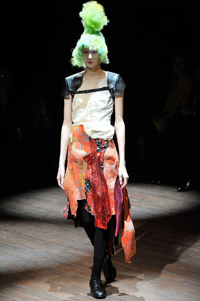 Comme des Garçons S/S 10 Look 1