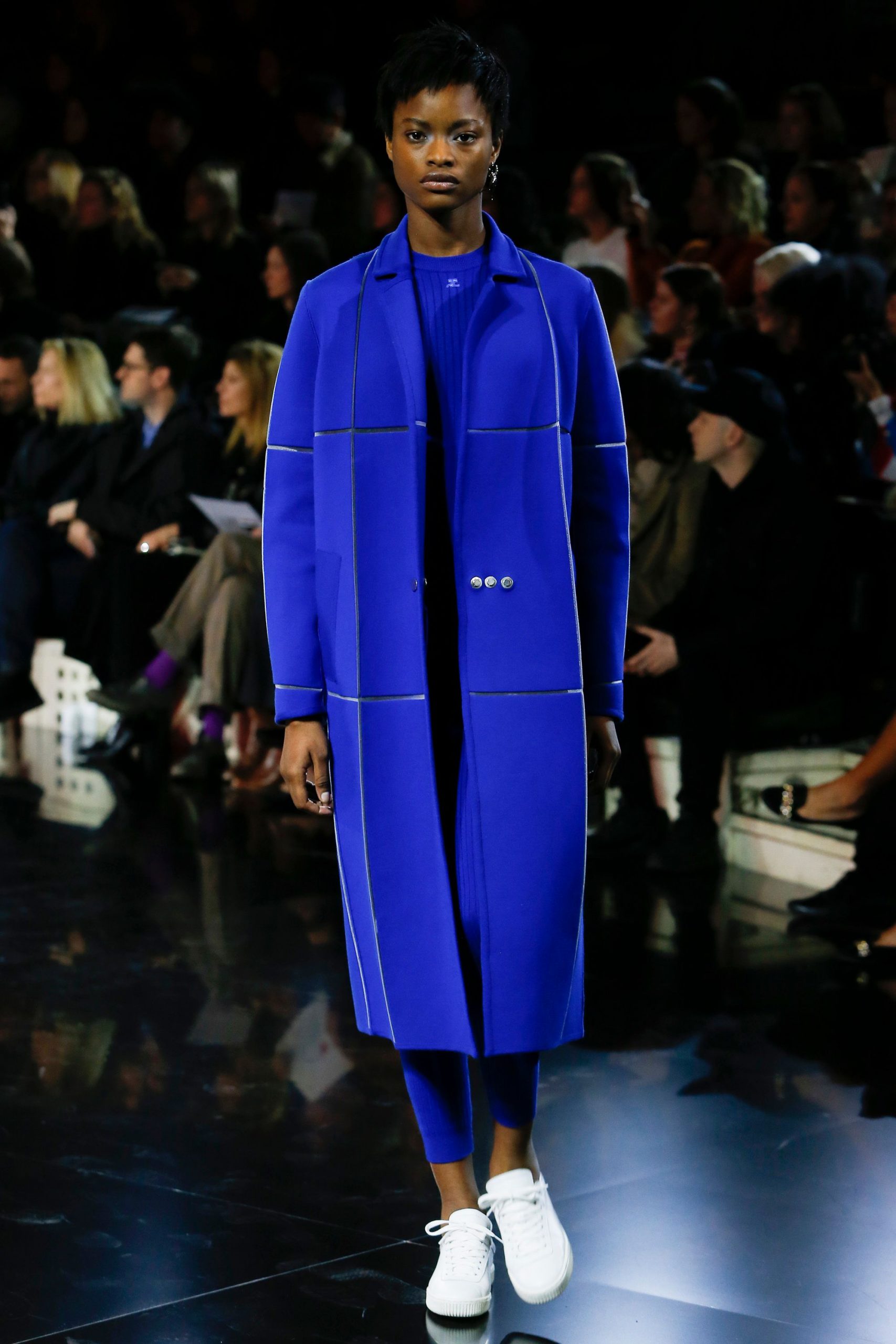 Courrèges F/W 16 Look 22