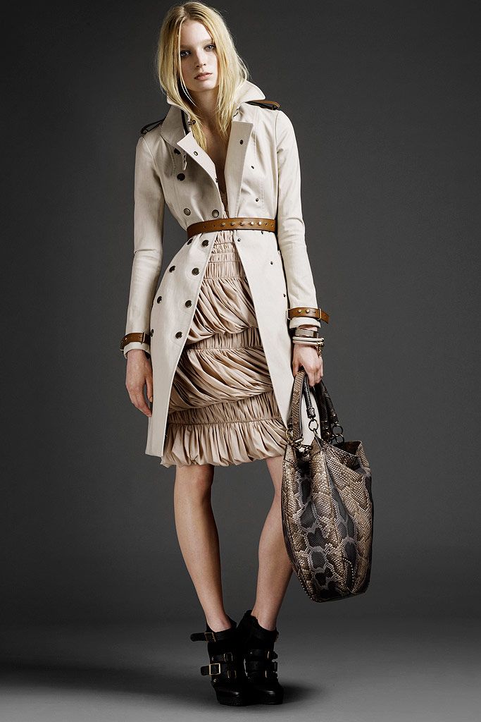 Burberry Resort 11 Look 55