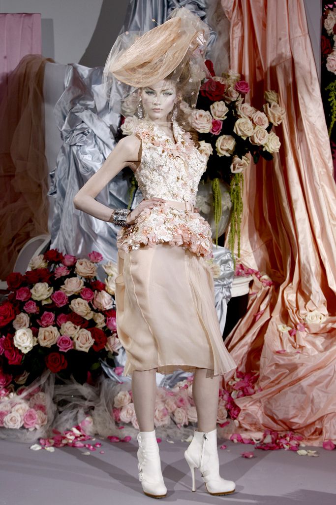 Christian Dior S/S 10 Couture Look 80