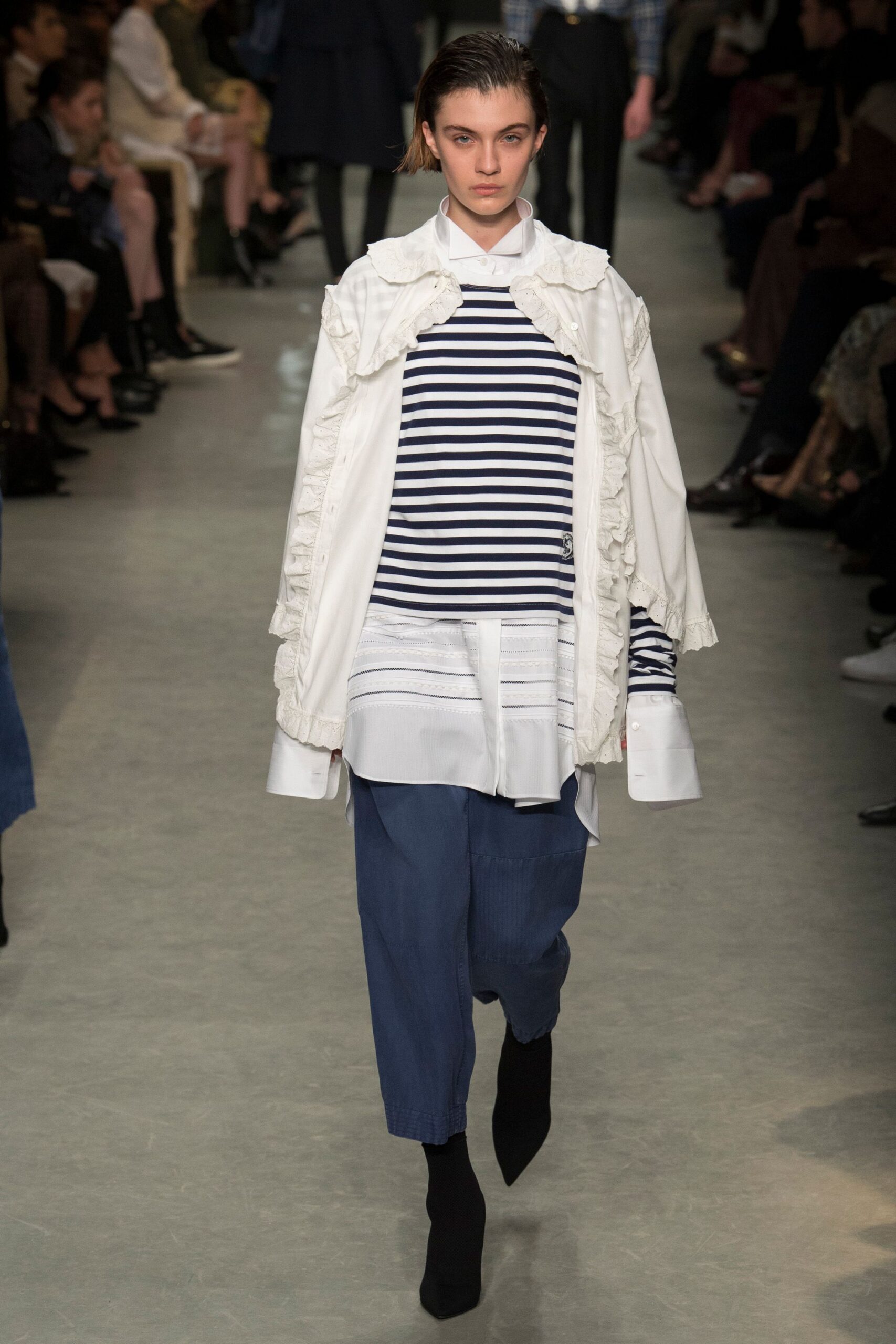 Burberry S/S 17 Look 347