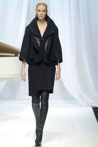 Chalayan F/W 06 Look 16