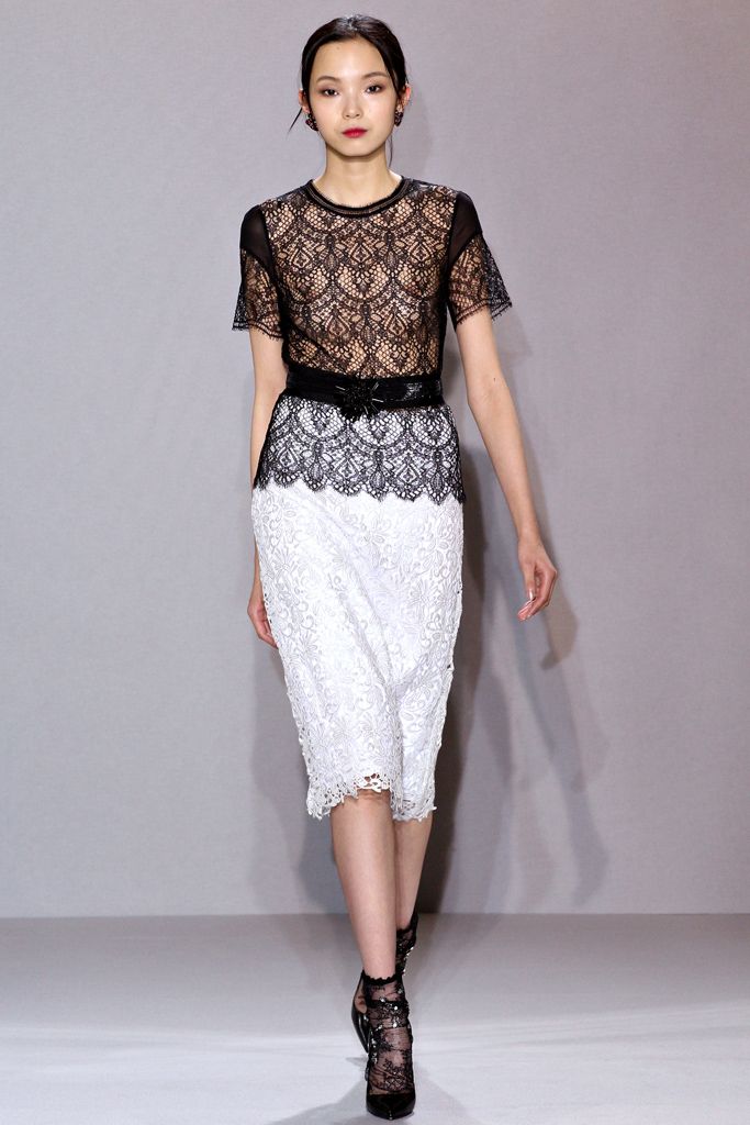 Collette Dinnigan F/W 12 Look 43