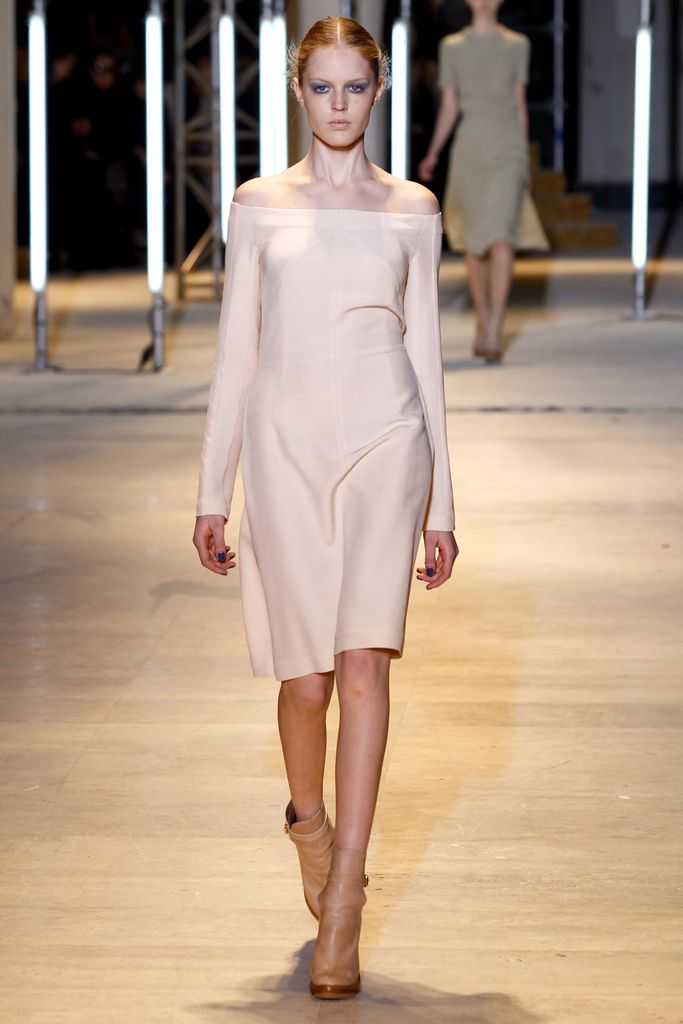 Cacharel F/W 11 Look 105