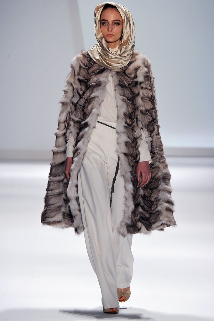 gray fur coat