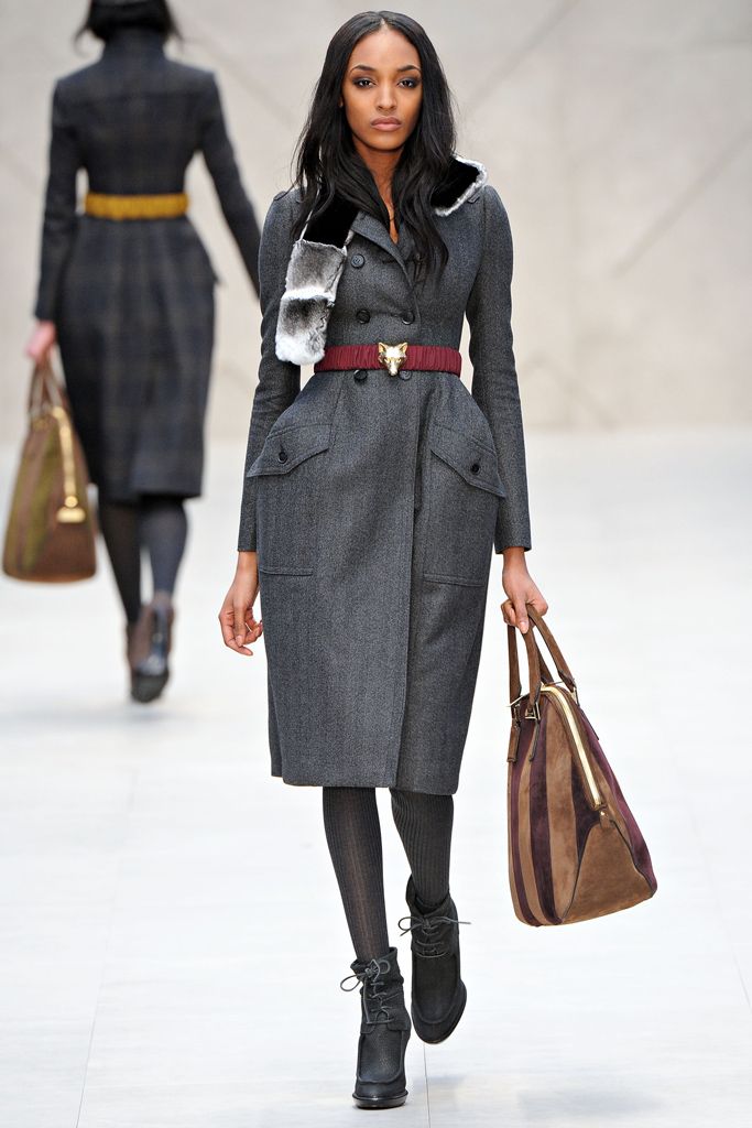 Burberry F/W 12 Look 21
