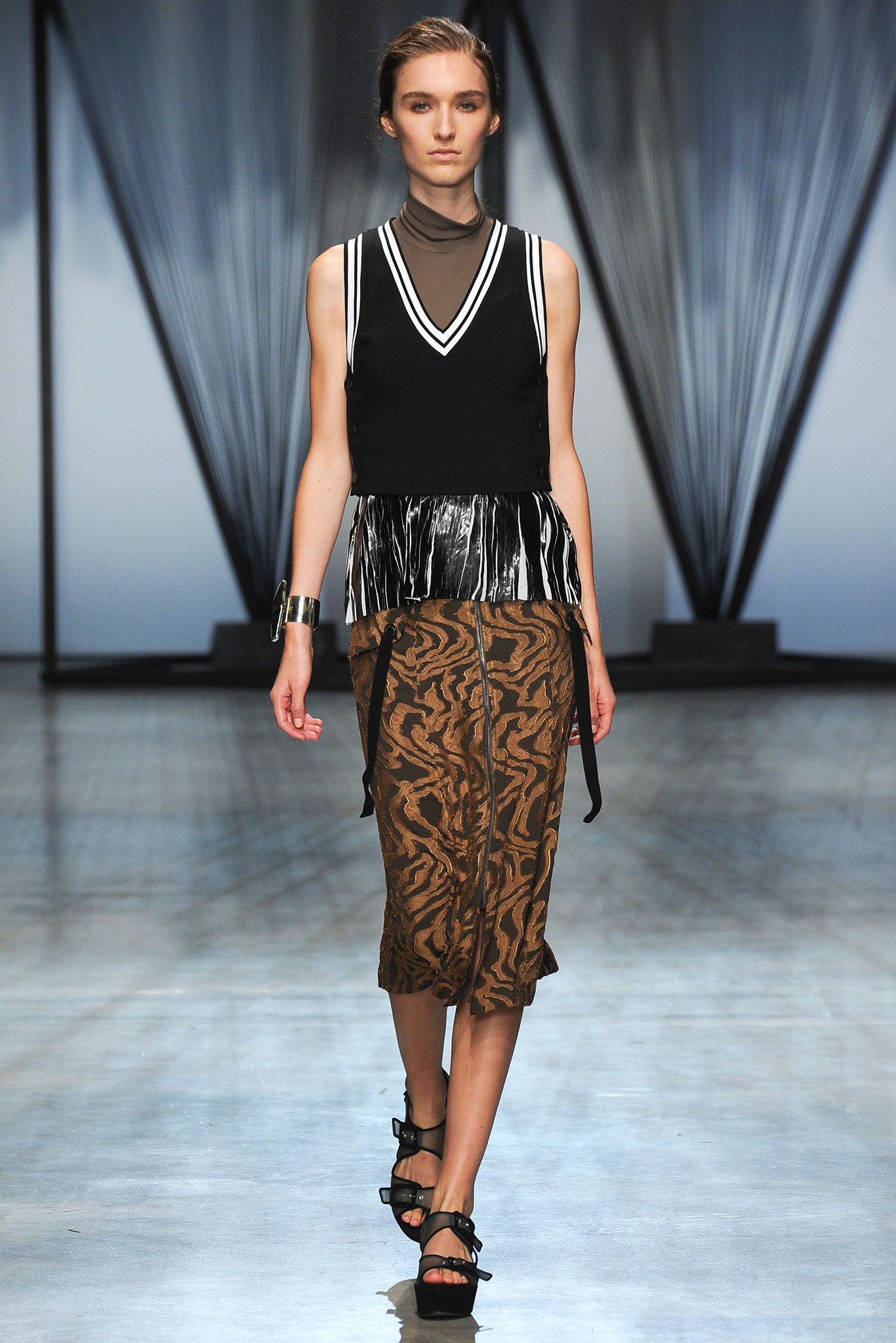 Damir Doma S/S 15 Look 28