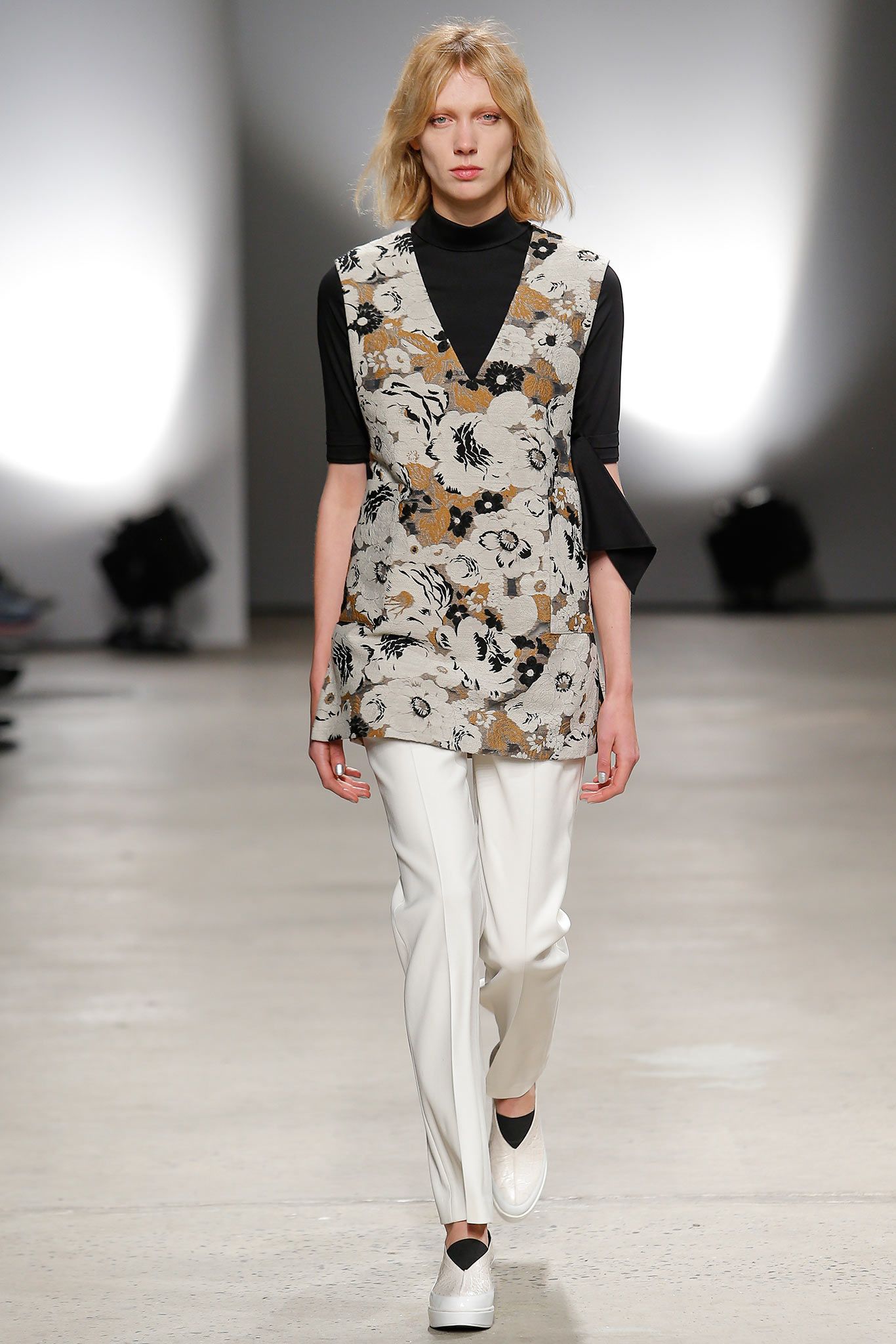 Creatures of the Wind F/W 15 Look 50