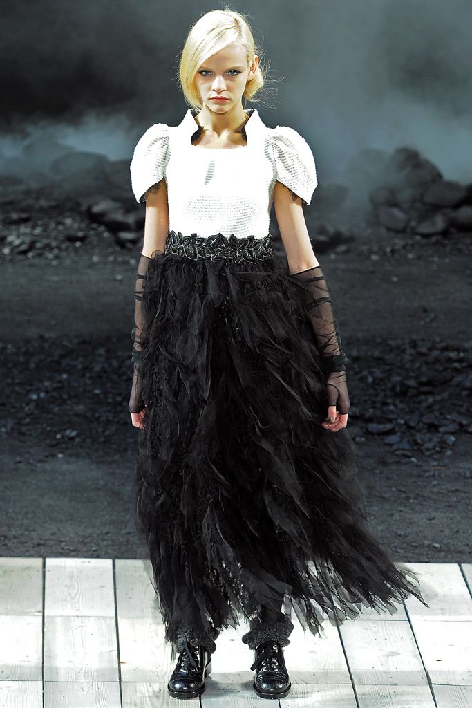 Chanel F/W 11 Look 231