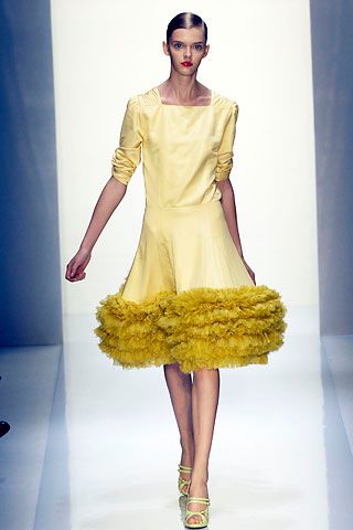 Daks by Giles Deacon S/S 08 Look 33