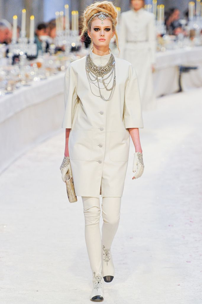 Chanel F/W 12 Look 54