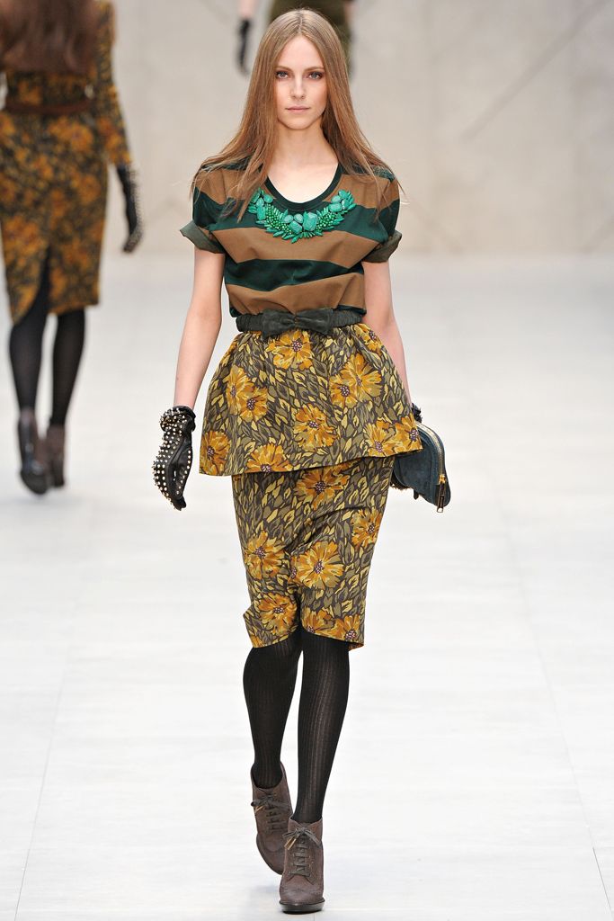 Burberry F/W 12 Look 209