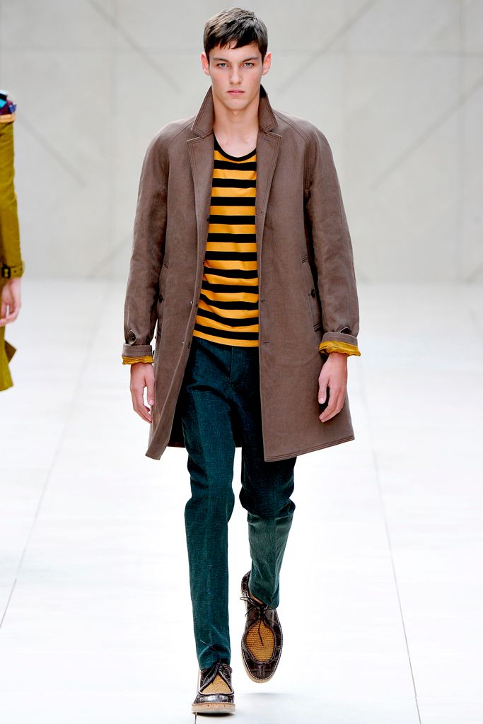 Burberry S/S 12 Look 51