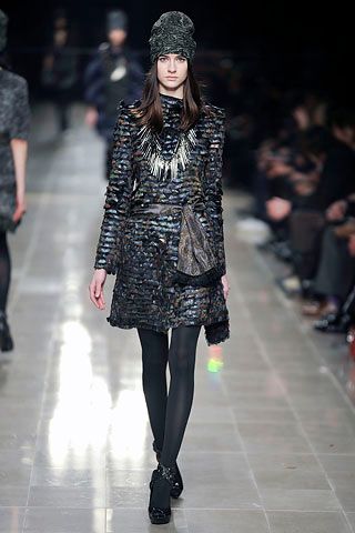 Burberry F/W 08 Look 251