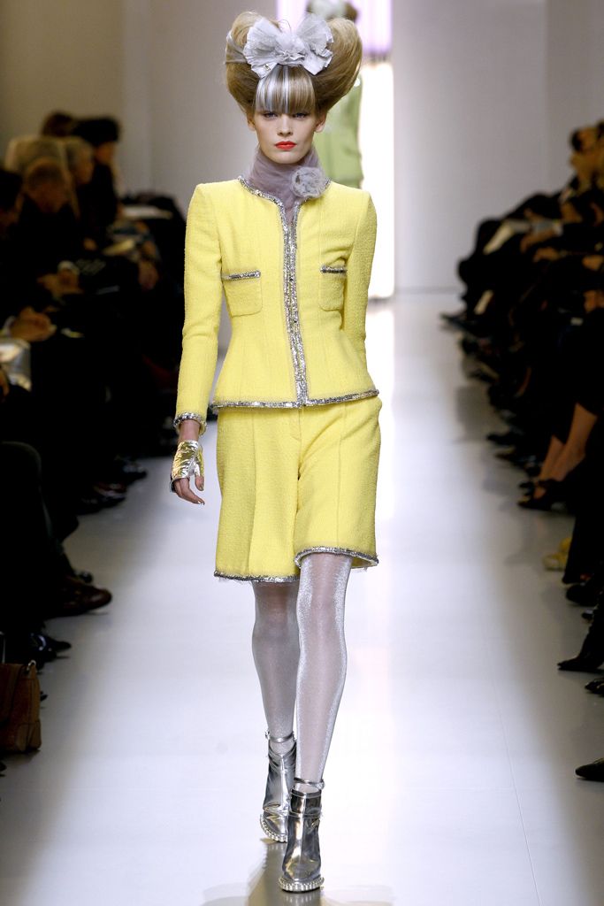 Chanel S/S 10 Couture Look 83