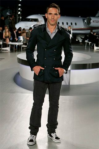 Chanel Resort 08 Look 16