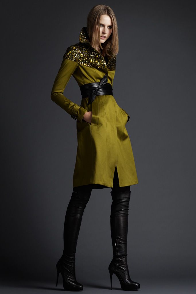 Burberry F/W 11 Look 128
