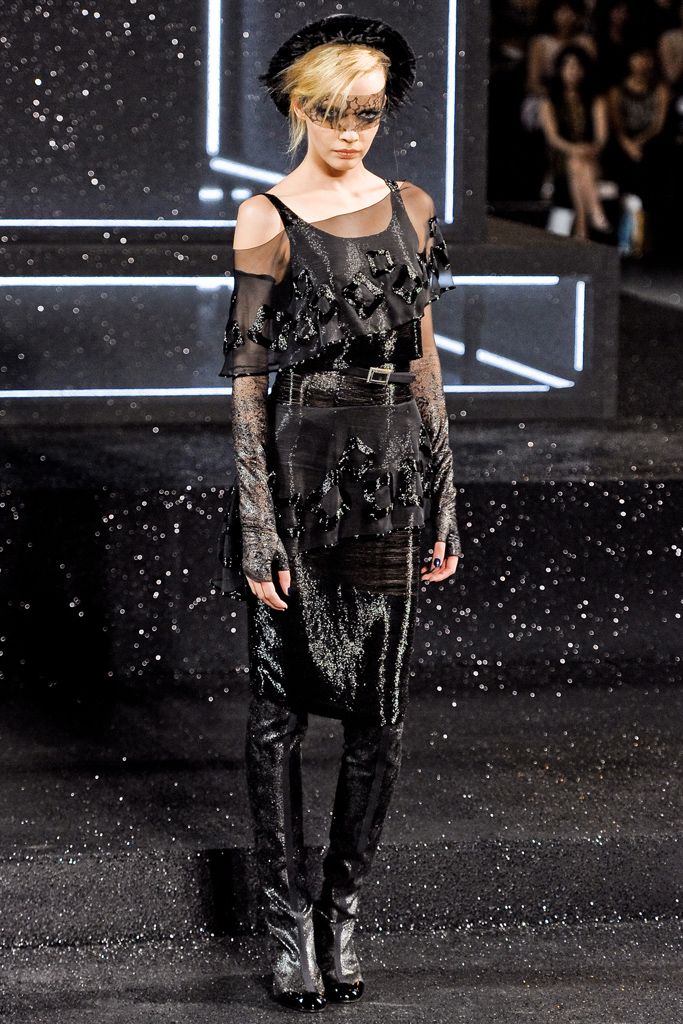 Chanel F/W 11 Couture Look 253