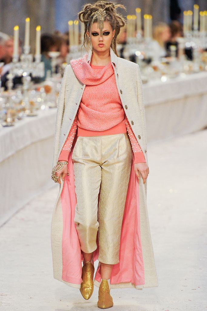 Chanel F/W 12 Look 240