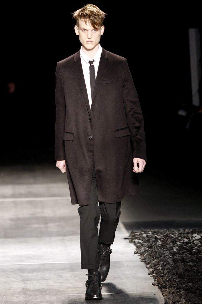 Christian Dior F/W 10 Menswear Look 22