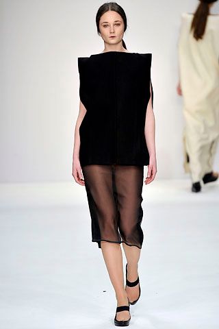 Central Saint Martins M.A. F/W 08 Look 277