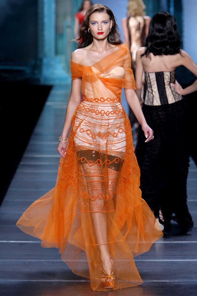 Christian Dior S/S 10 Look 207