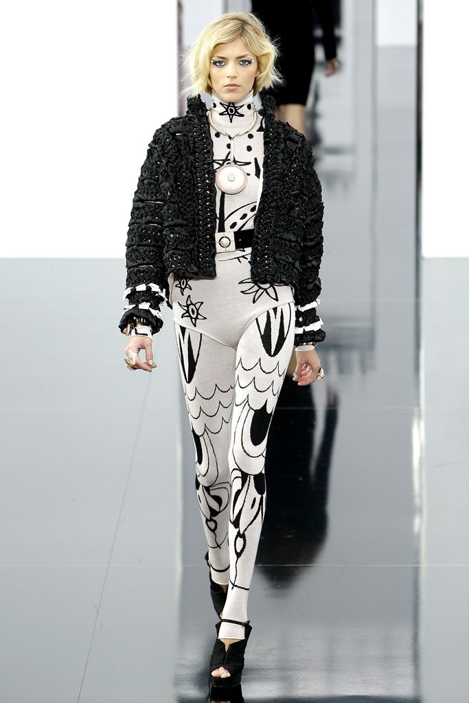 Chanel F/W 09 Look 226