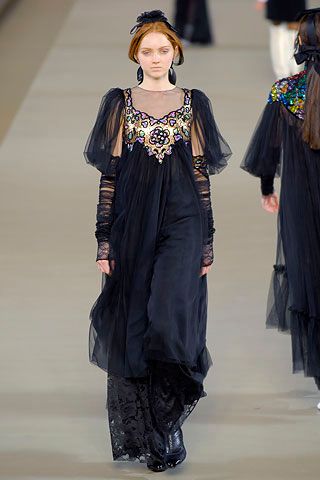 Chanel F/W 06 Look 279