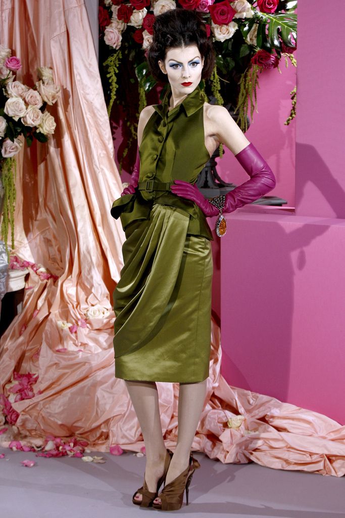 Christian Dior S/S 10 Couture Look 119