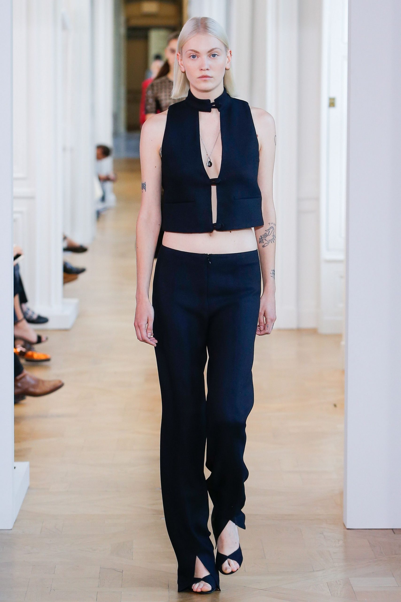 Courrèges S/S 17 Look 76