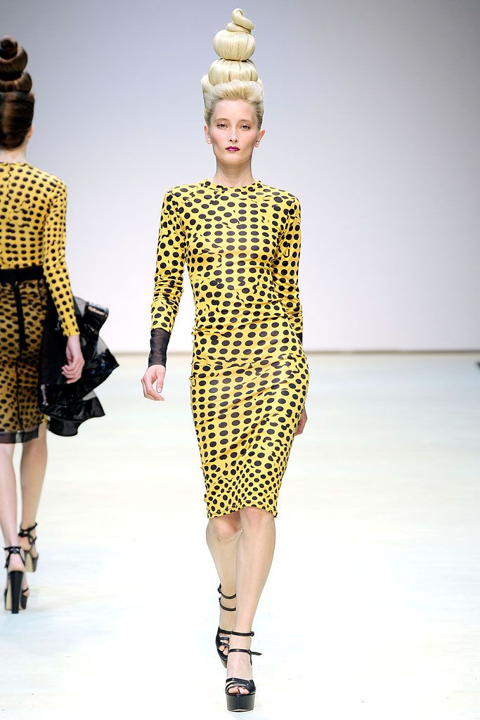 Danielle Scutt S/S 10 Look 37